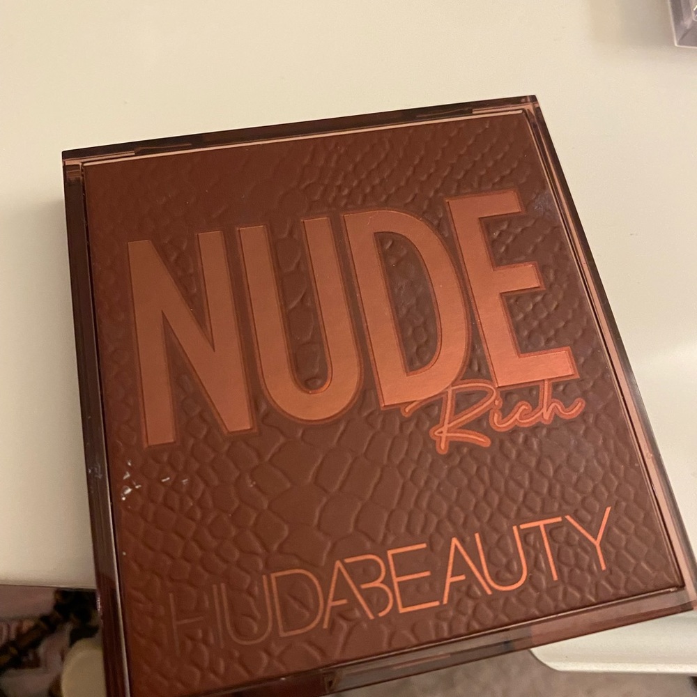 Eyeshadow